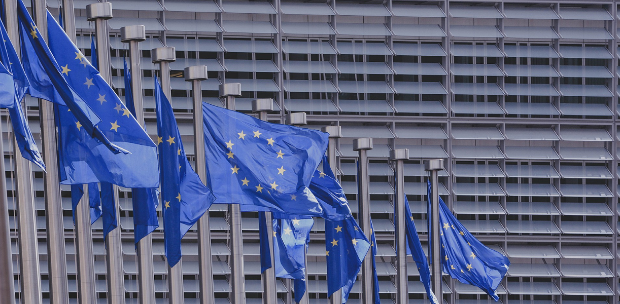 Read more about the article Komisja Europejska akceptuje belgijski i francuski system wsparcia OZE